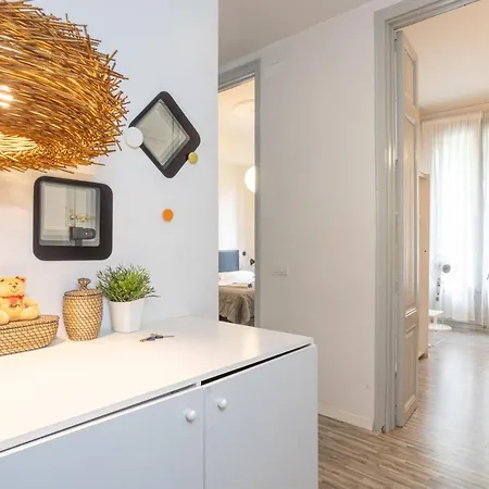 Aparteasy - Casanova Elegance Apartment Barcelona